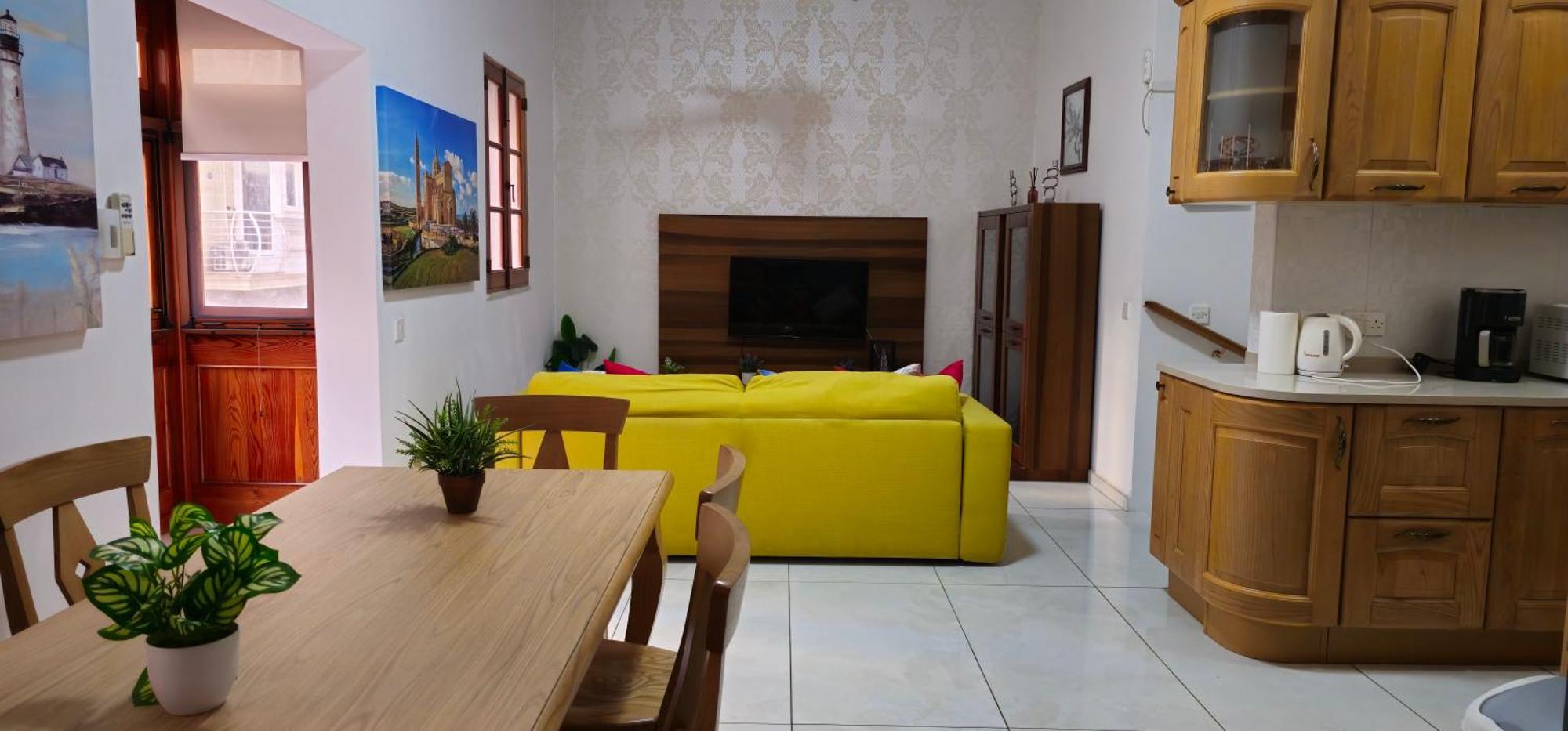 3 Floors Villa On Promenade 4 Bedrooms 3 Bathrooms สลีมา ภายนอก รูปภาพ