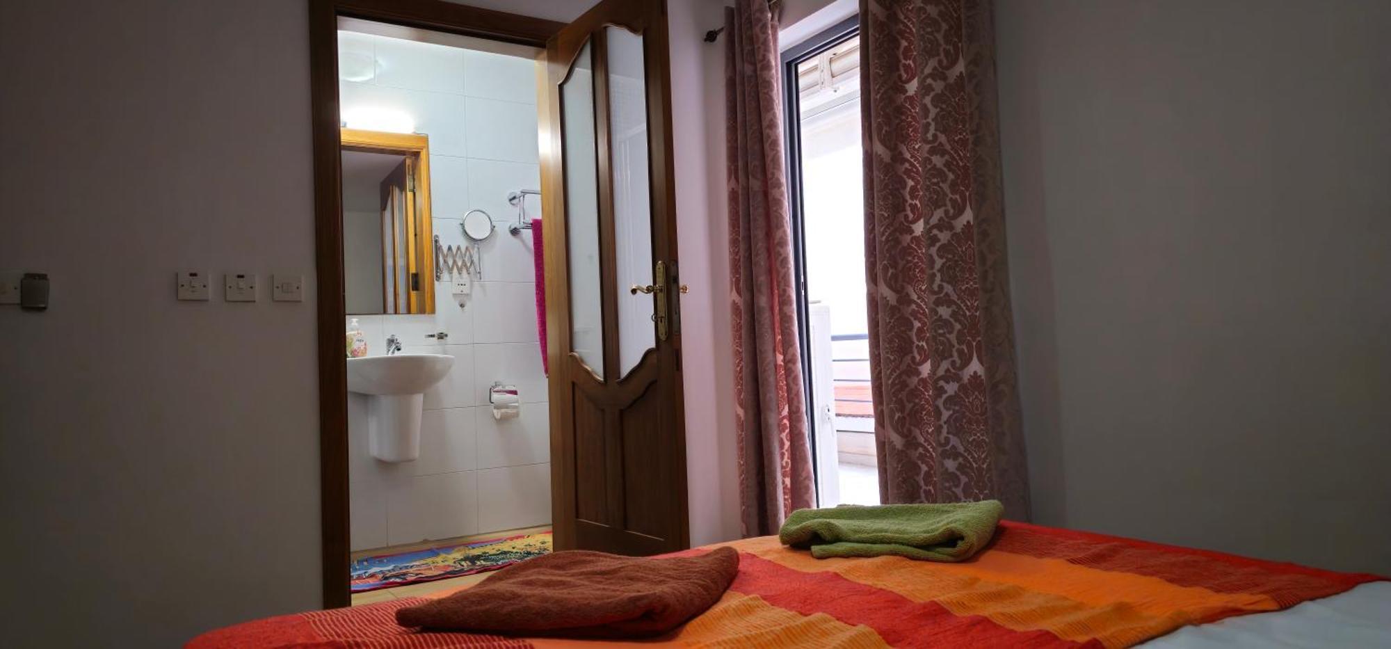 3 Floors Villa On Promenade 4 Bedrooms 3 Bathrooms สลีมา ภายนอก รูปภาพ